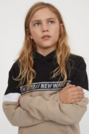 Sudadera con capucha 10.99 €