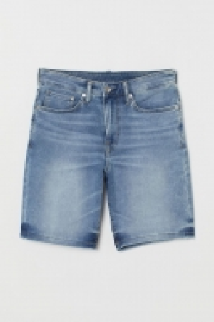 Vaquero corto Straight 17.99 €