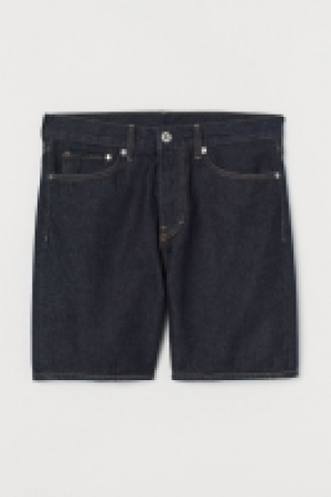 Vaquero corto Straight 10.99 €