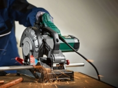Tronzadora de metal 1280 W 59.99 €