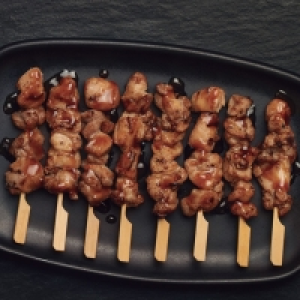 Brocheta con salsa Yakitori 4.49 €