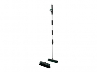 Escoba con riego 14.99 €