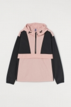 Anorak con capucha 31.99 €