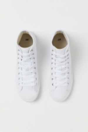 Zapatillas deportivas altas 15.99 €