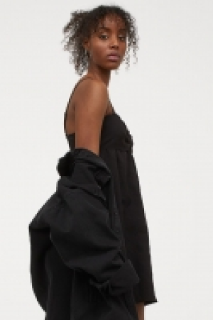 Vestido corto 8.99 €