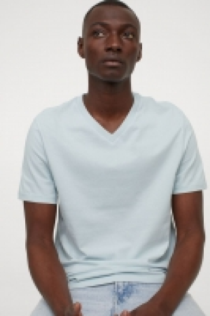 Camiseta en V Regular Fit 2.99 €