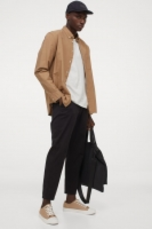 Chinos Regular Fit 13.99 €