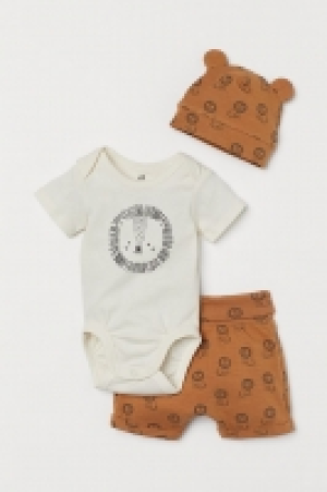 Conjunto estampado 3 piezas 3.99 €