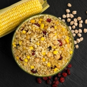 LaSirena  Ensalada bulgur con garbanzos arándanos