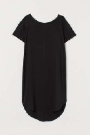 HM  Vestido camiseta corto