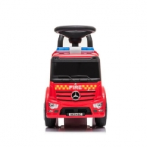 Toysrus  Correpasillos Mercedes Actros bomberos