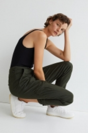 Pantalón cargo 20.99 €