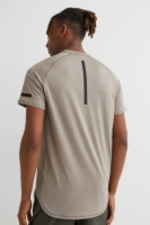 Camiseta de deporte Loose Fit 9.99 €