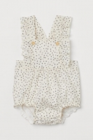 Peto corto con volantes 4.99 €