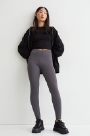 Leggings con cintura en V 8.99 €