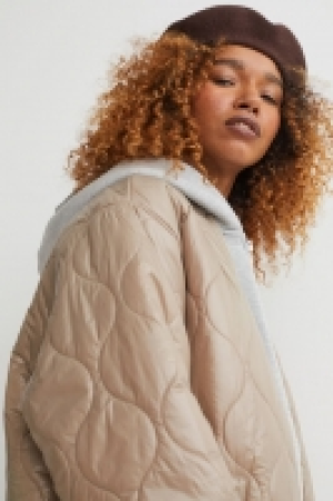 Cazadora oversize 10.99 €
