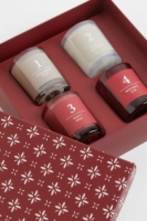 Pack de 4 velas aromáticas en caja regalo 10.99 €