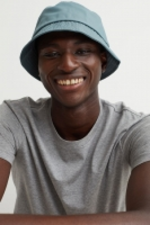 Sombrero bucket 5.99 €