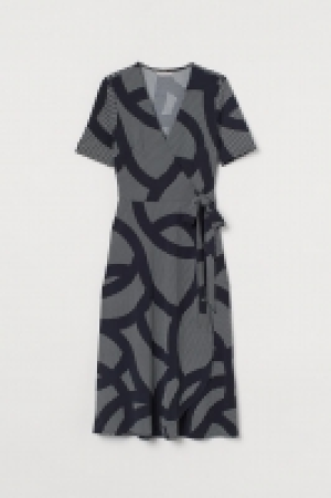 Vestido cruzado de punto 11.99 €