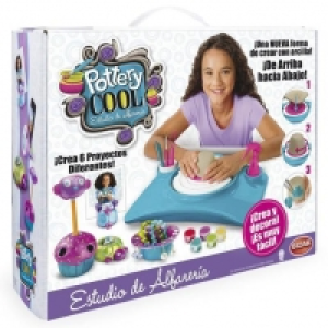 Toysrus  Pottery Tool - Juego Estudio de Alfarería (varios colores)