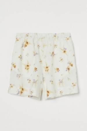 Pantalón corto con lino 8.99 €