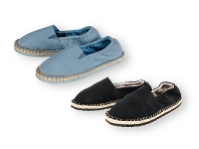 Alpargatas oscuras júnior 6.00 €