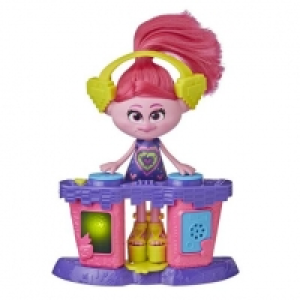 Toysrus  Trolls - Poppy Fiesta musical DJ Party