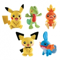 Toysrus  Pokémon - Peluche 21 cm (varios modelos)