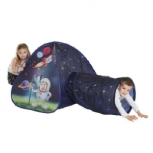 Tienda espacial con túnel