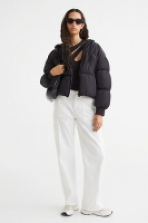Chaqueta puffy con capucha 27.99 €