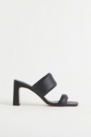 HM  Mules