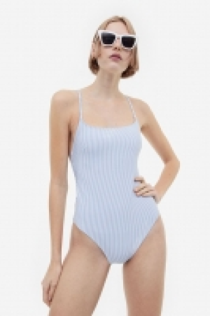 Traje de baño High leg 15.99 €