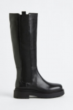 Botas de piel a la rodilla 77.40 €