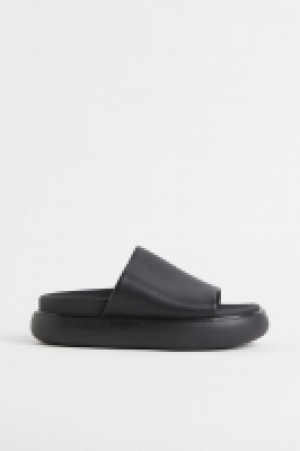 Sandalias abiertas de piel 32.99 €