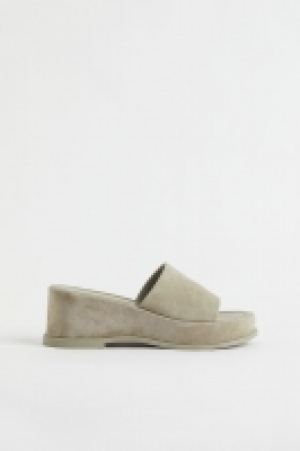 Mules 34.99 €