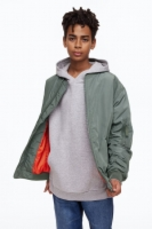Cazadora bomber oversize 17.99 €