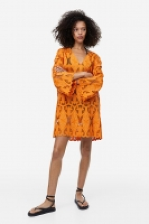 Vestido bordado 29.99 €