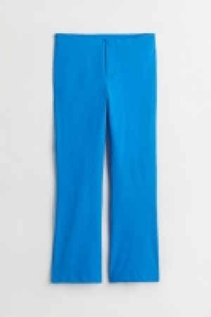 Pantalón acampanado 8.99 €