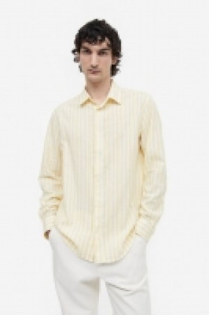 HM  Camisa en mezcla de lino Regular Fit