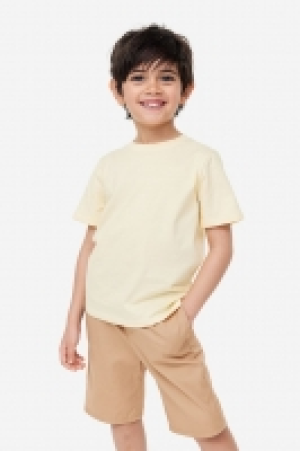 Chinos cortos de algodón 9.99 €