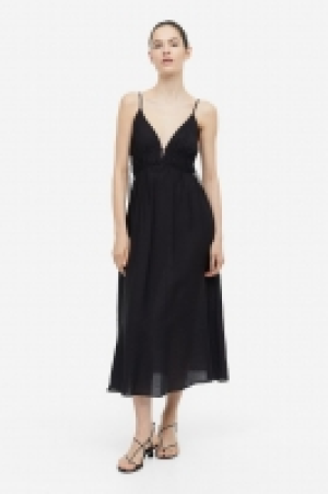 Vestido con cordón de ajuste 12.99 €