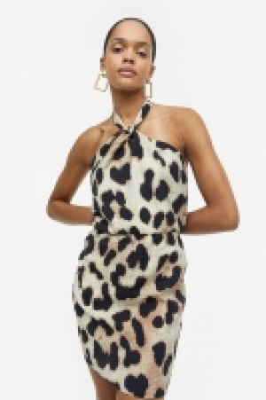 Vestido con escote halter 12.99 €