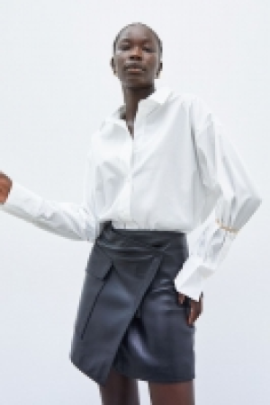 Camisa oversize de algodón 7.99 €