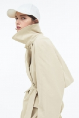 Gabardina de doble botonadura 24.99 €