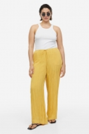 Pantalón amplio sin cierre 15.99 €