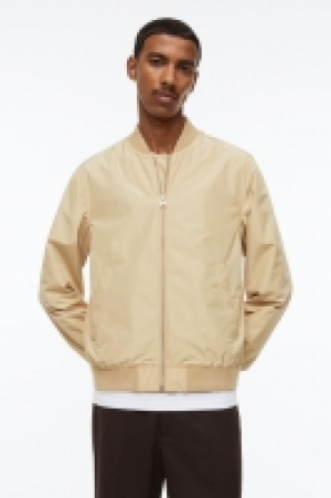 Cazadora bomber 12.99 €