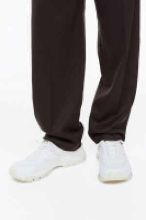 Zapatillas deportivas con suela gruesa 17.99 €