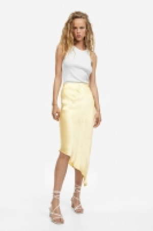 Falda asimétrica de satén 10.99 €