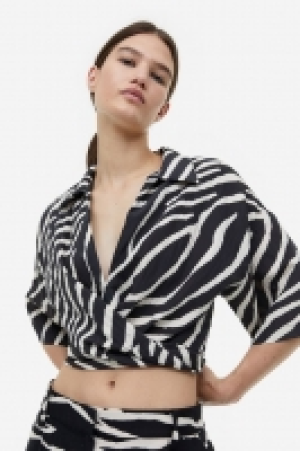 Blusa con lazada 7.99 €