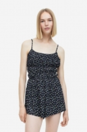 Mono corto en punto arrugado 10.99 €